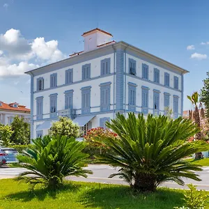 Tirreno Hotel Marina di Massa